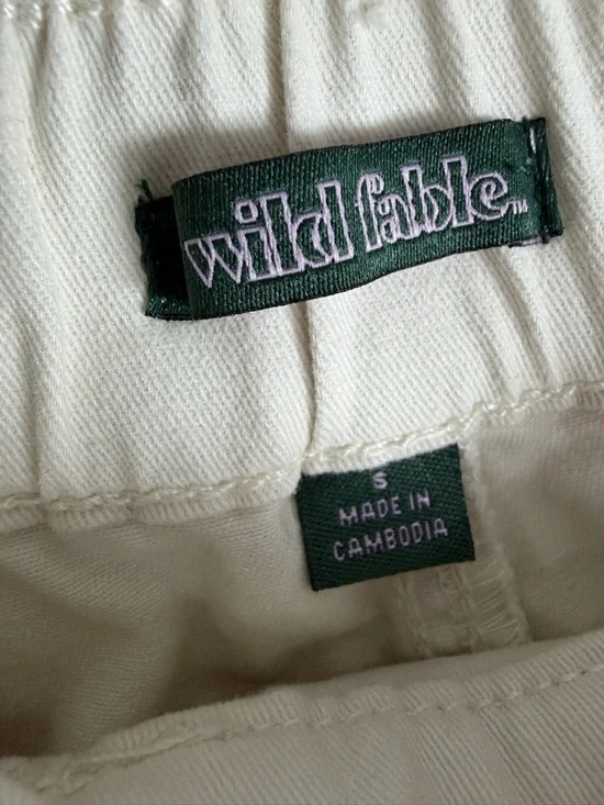 Wild Fable Women's Mid-Rise Barrel Cargo Pants Dog Bone - S - Picture 8 of 10